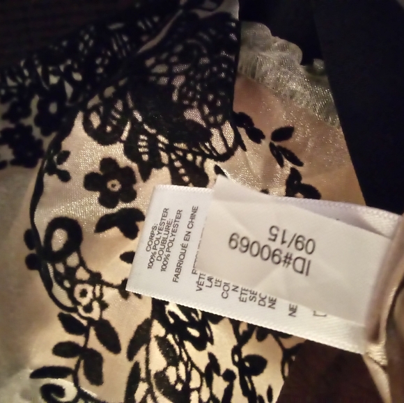 Express Mini Skirt - Picture 9 of 16